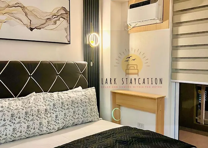 Staycation In Balintawak Quezon Larkstaycation Aparthotel Manila